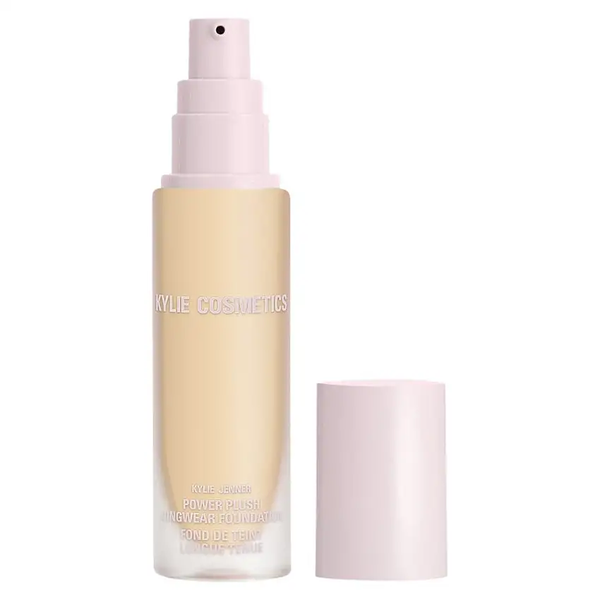 Kylie Jenner Cosmetics Fondazione Power Plush Longwear Foundation