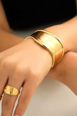 Bracciale largo colore oro