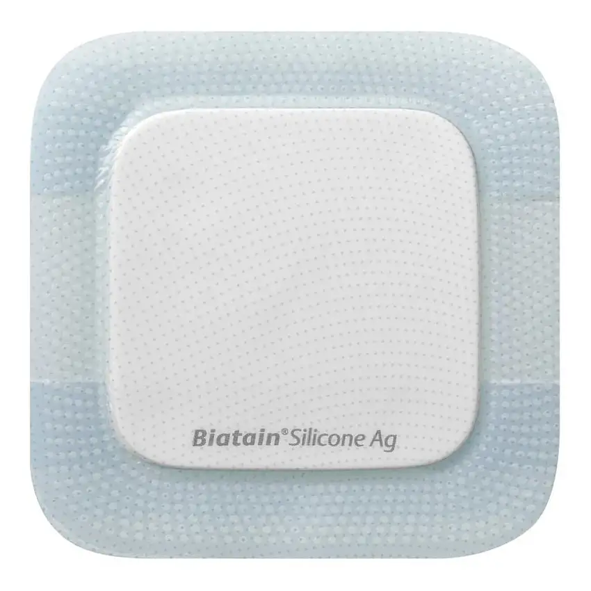 MEDICAZIONE BIATAIN IN SCHIUMA DI POLIURETANO A RILASCIO DI ARGENTO CON BORDO ADESIVO IN SILICONE 10X10 CM 5 PEZZI